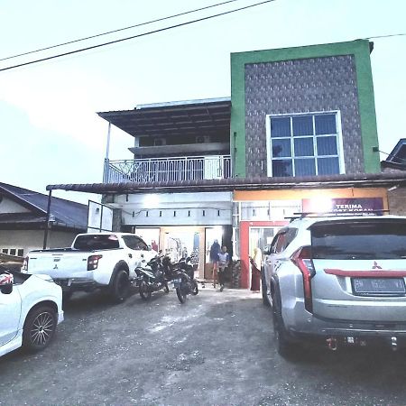 Oyo 93206 Penginapan Budi Syariah Hotel Pekanbaru Eksteriør billede